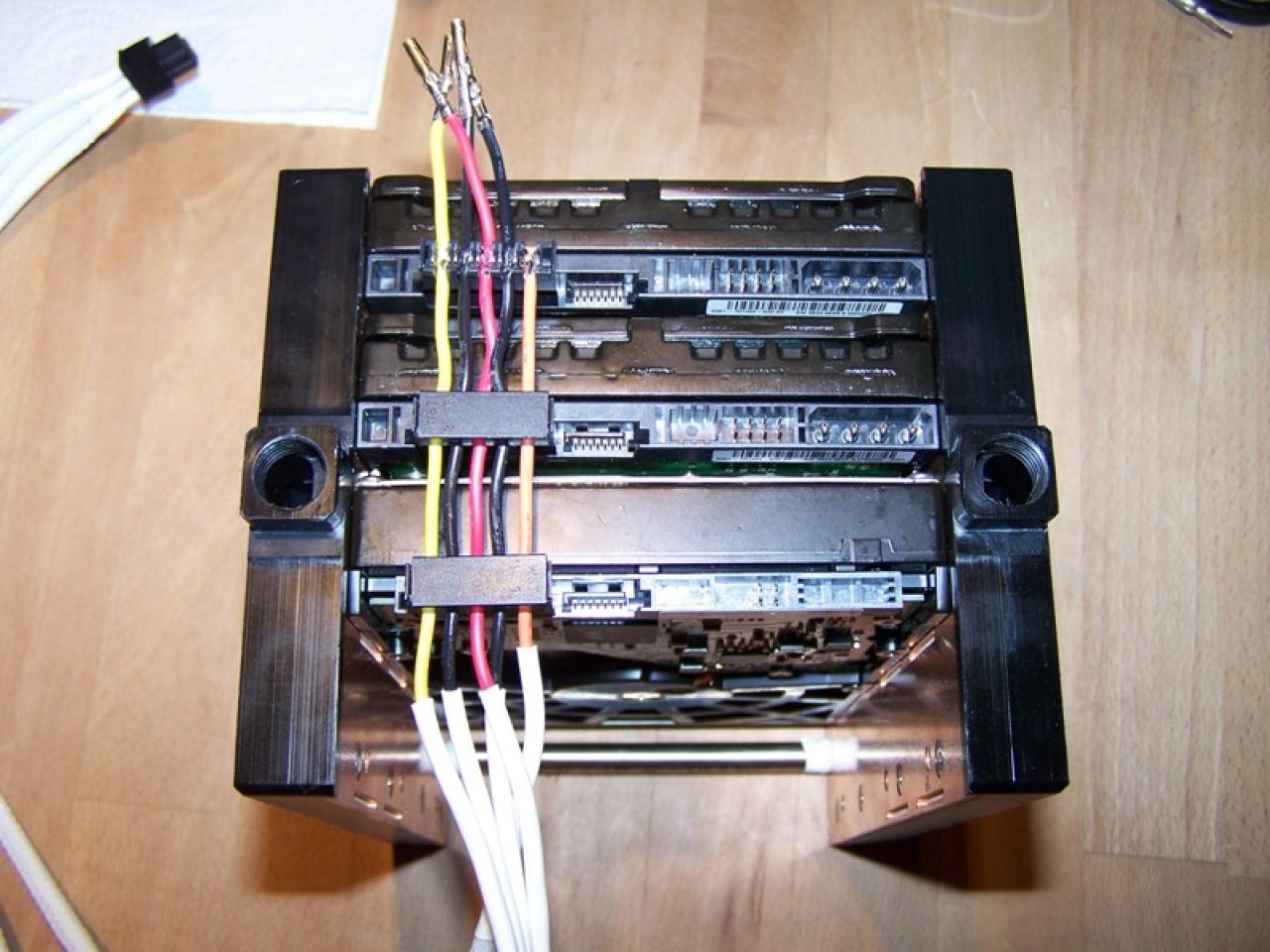 [14/11/2009] PC Games Hardware Extreme: Ein Wakü-PC im Wandel der Zeit (59)