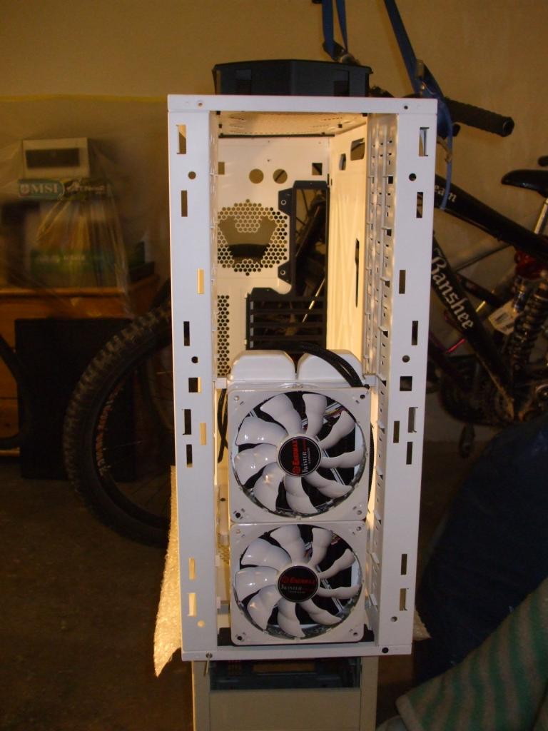 [29/11/2009] PC Games Hardware Extreme: Casemod 