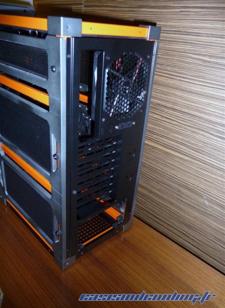 [09/11/2009] Antec Lanboy AIR Gehäuse (9)