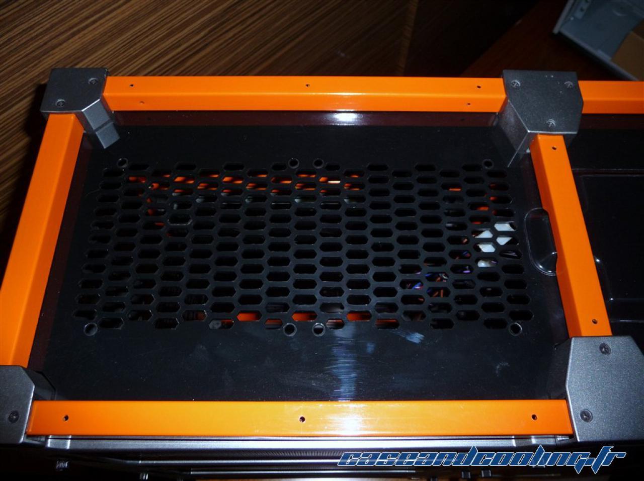 [09/11/2009] Antec Lanboy AIR Gehäuse (14)