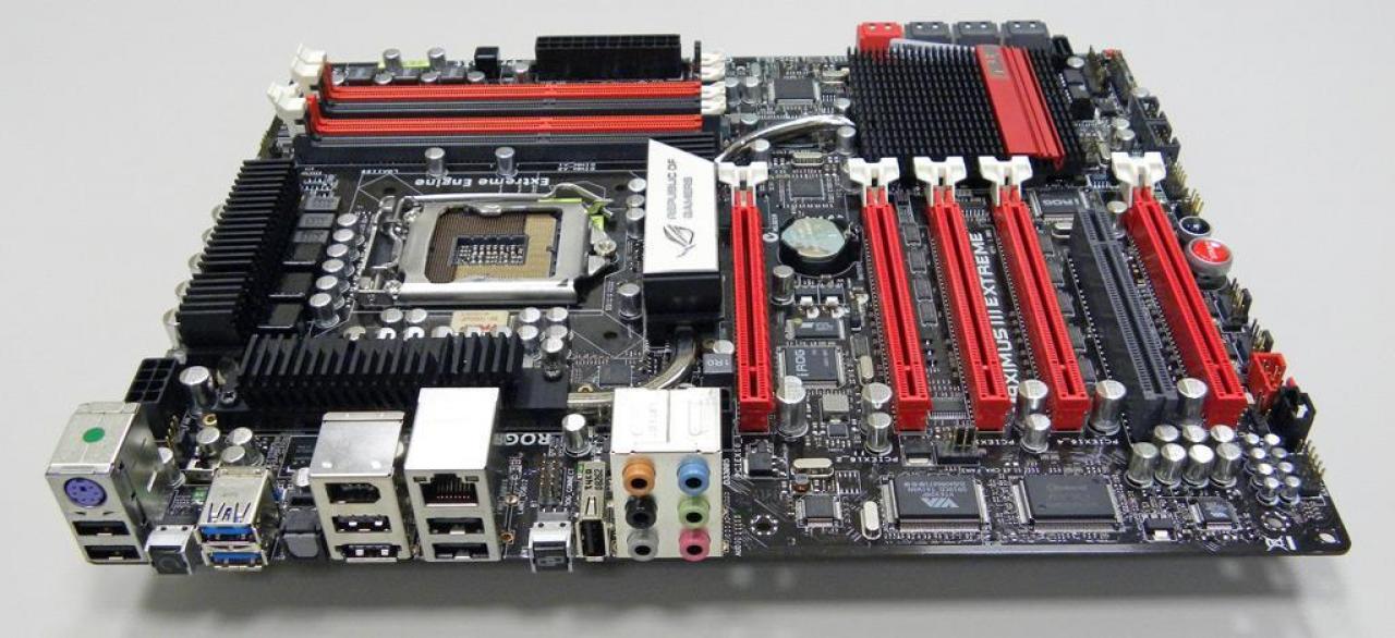 [27/11/2009] Asus Maximus III Extreme: High-End-Mainboard mit Unterstützung für Bluetooth-Handys (2)
