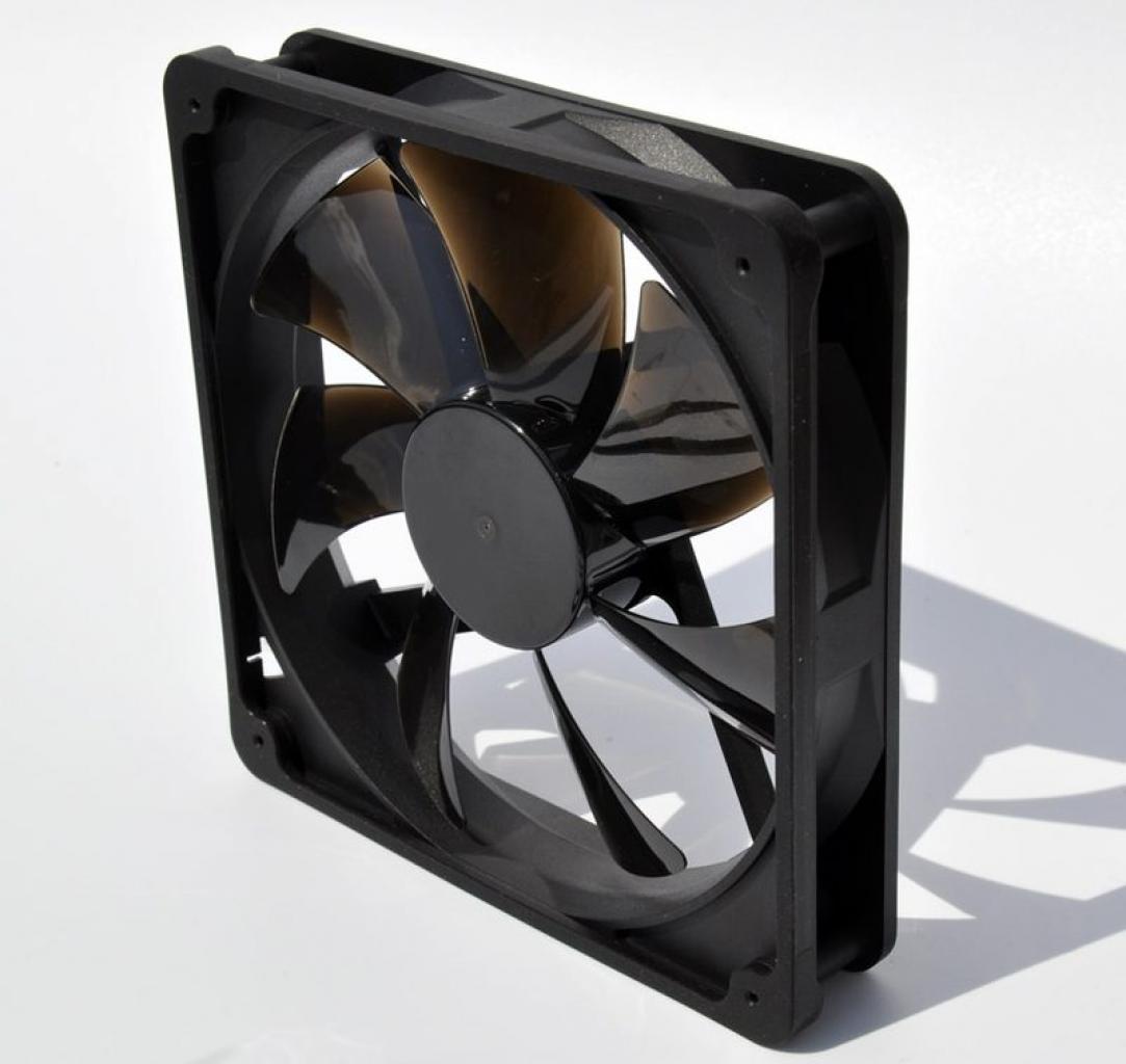 [20/11/2009] Noiseblocker Blacksilent Pro