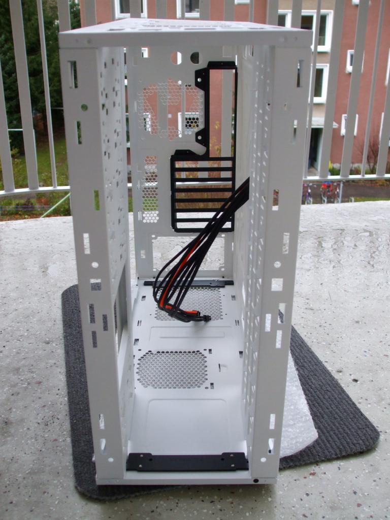 [29/11/2009] PC Games Hardware Extreme: Casemod 