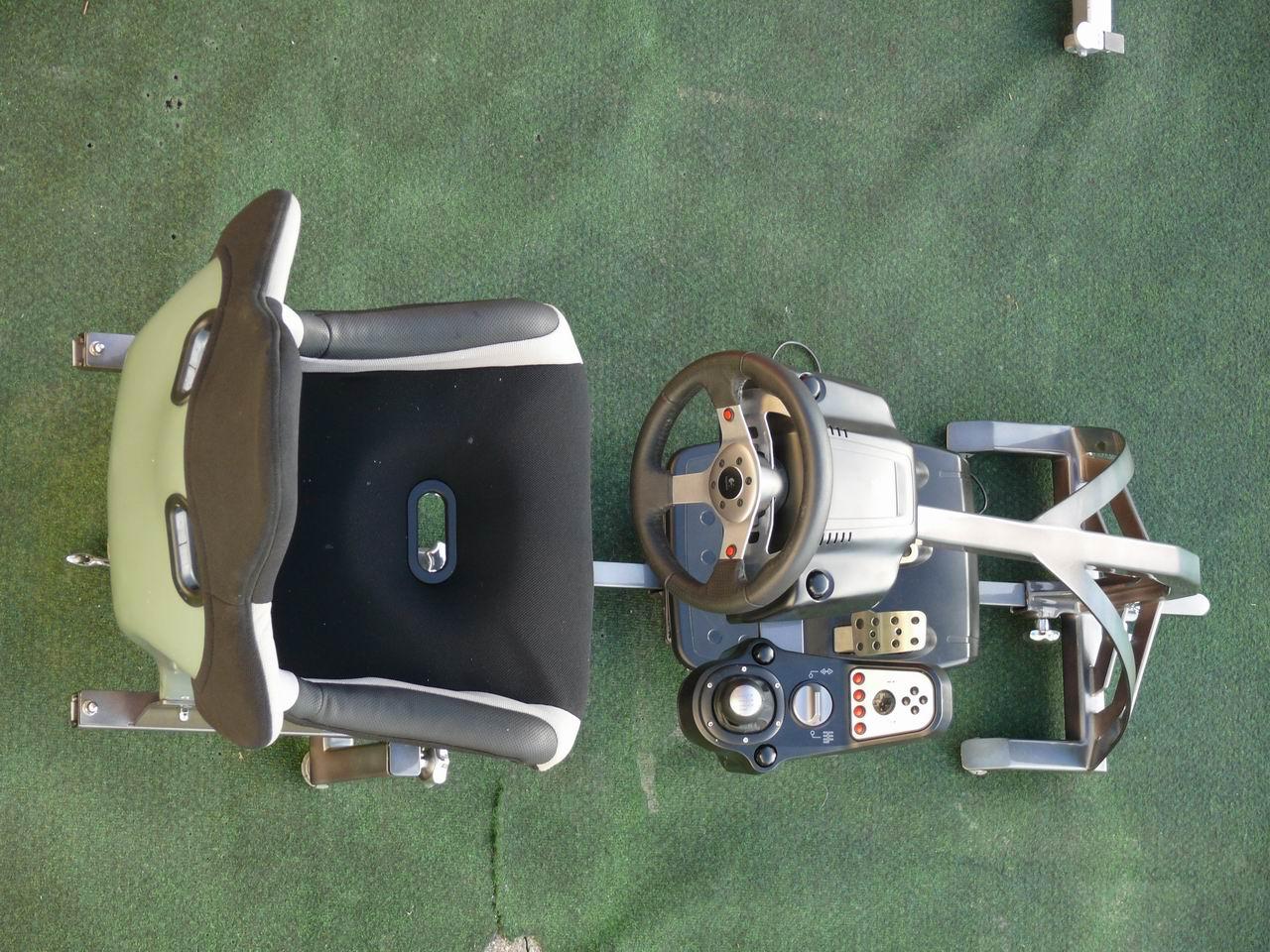 [20/11/2009] Detailbilder Rennwagen 00