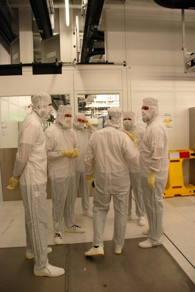 [12/11/2009] Eingangsbereich Modul CMP/CU (Chemisch-mechanisches Polieren / Kupferbeschichtung)