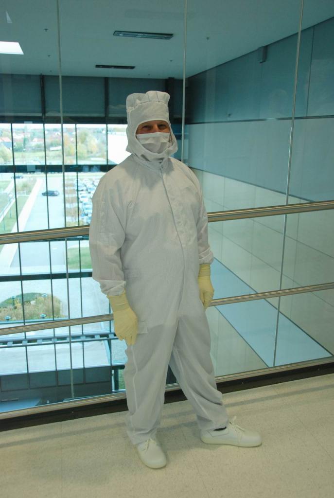 [12/11/2009] Globalfoundries: Dresdner Fab 1 lieferte 250.000 32-Nanometer-Wafer an AMD aus (3)