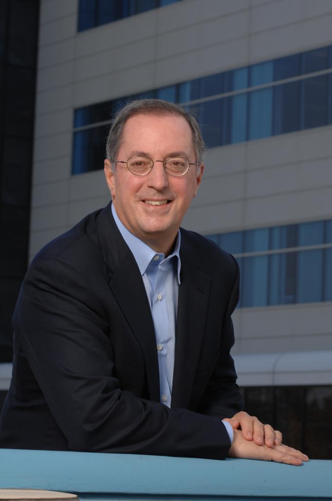 [11/11/2009] Intel CEO Paul Otellini hält an der Gültigkeit des Mooreschen Gesetzes fest 
