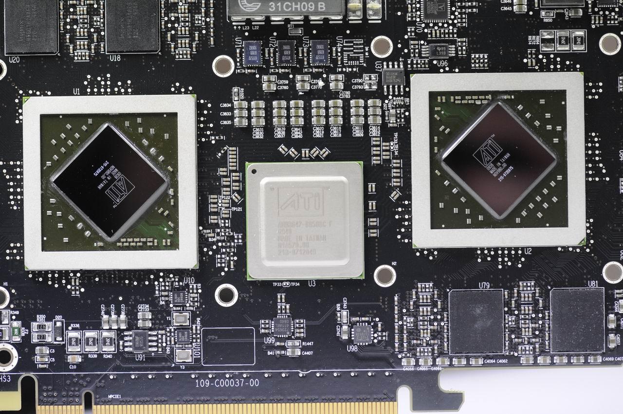 [18/11/2009] Immer noch die schnellste Einzelkarte: Radeon HD 5970 mit zwei Cypress-GPUs.