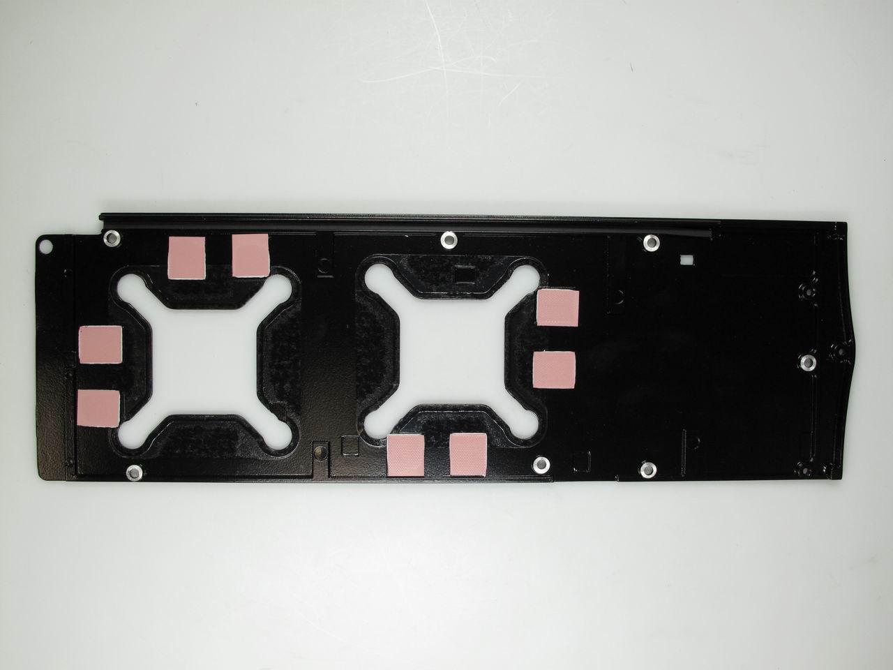 [23/11/2009] Radeon HD 5970: Kühlplatte