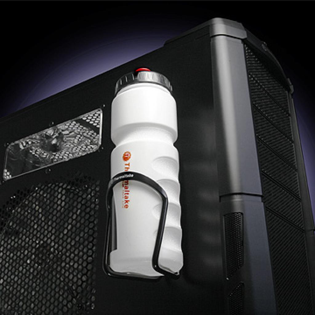 [05/11/2009] Thermaltake Element V (7)