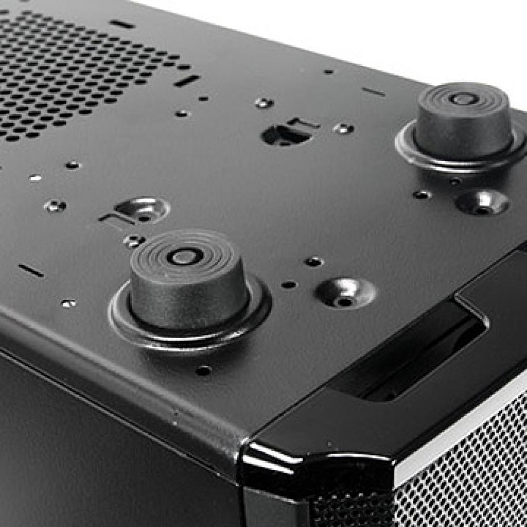 [27/11/2009] Thermaltake V3 Black Edition (9)