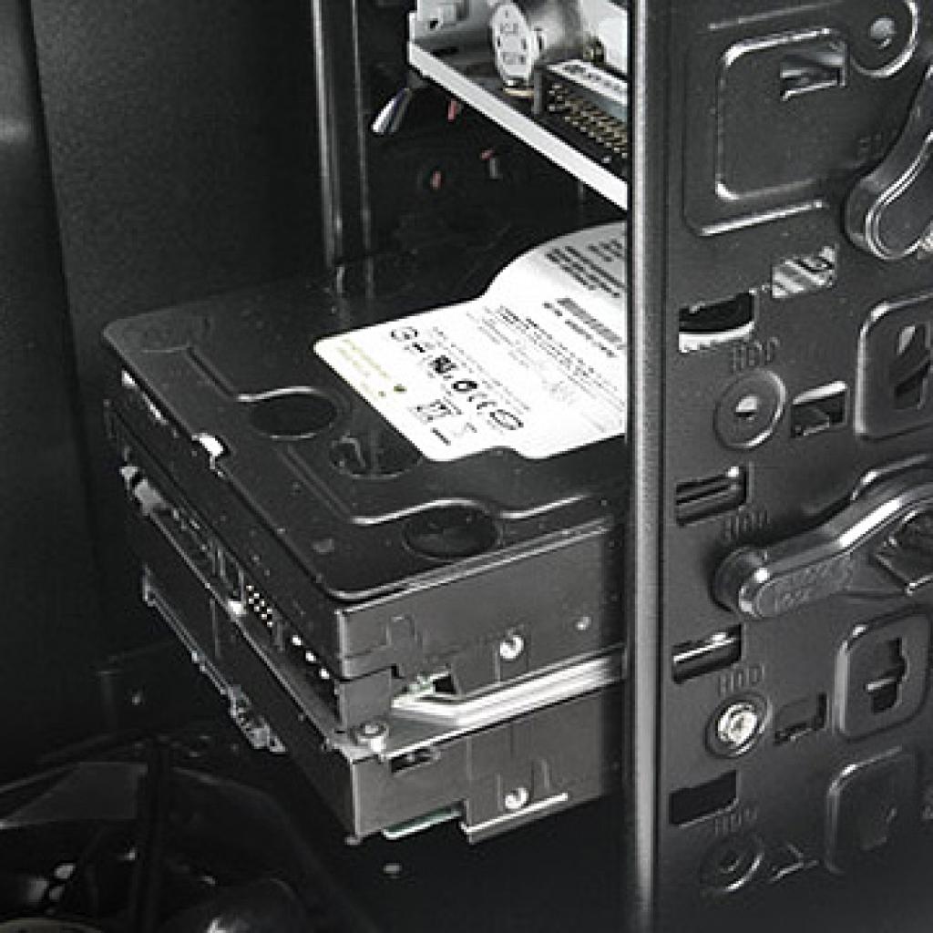 [27/11/2009] Thermaltake V3 Black Edition (20)