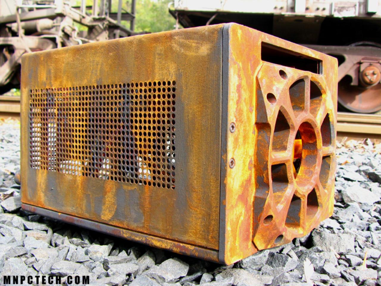 [20/11/2009] Weitere bekannte Casemods von Mnpctech.com: Ein Gehäuse in 