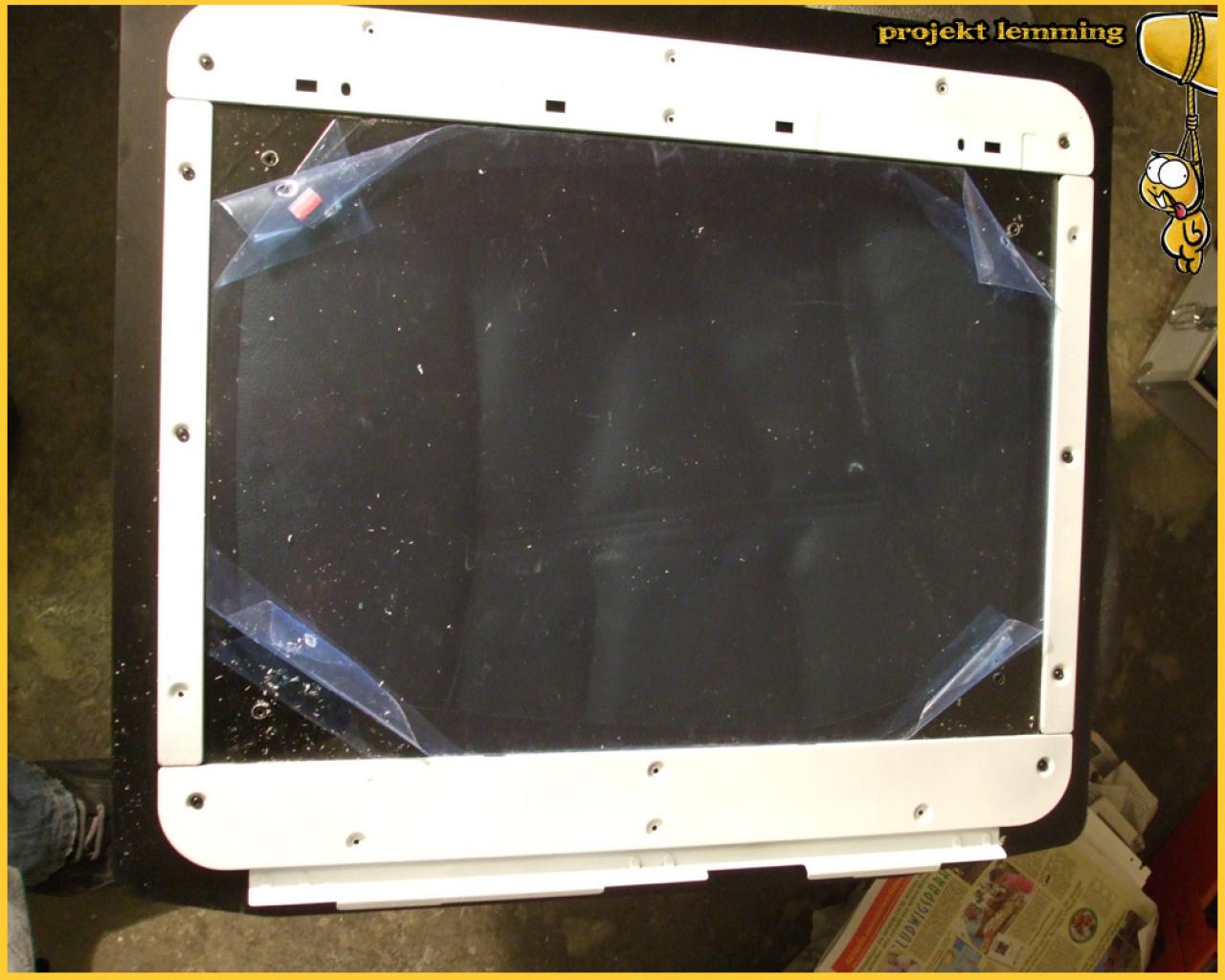 [29/11/2009] PC Games Hardware Extreme: Casemod 