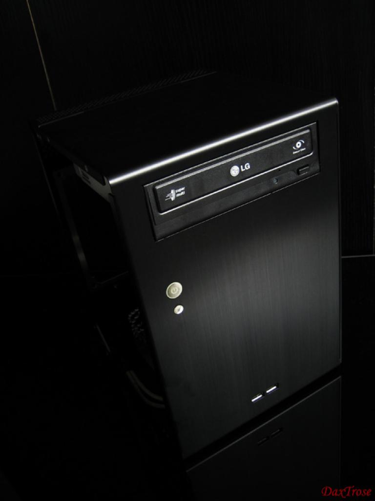 [21/11/2009] PC Games Hardware Extreme: Das kleine Schwarze meiner Freundin (14)