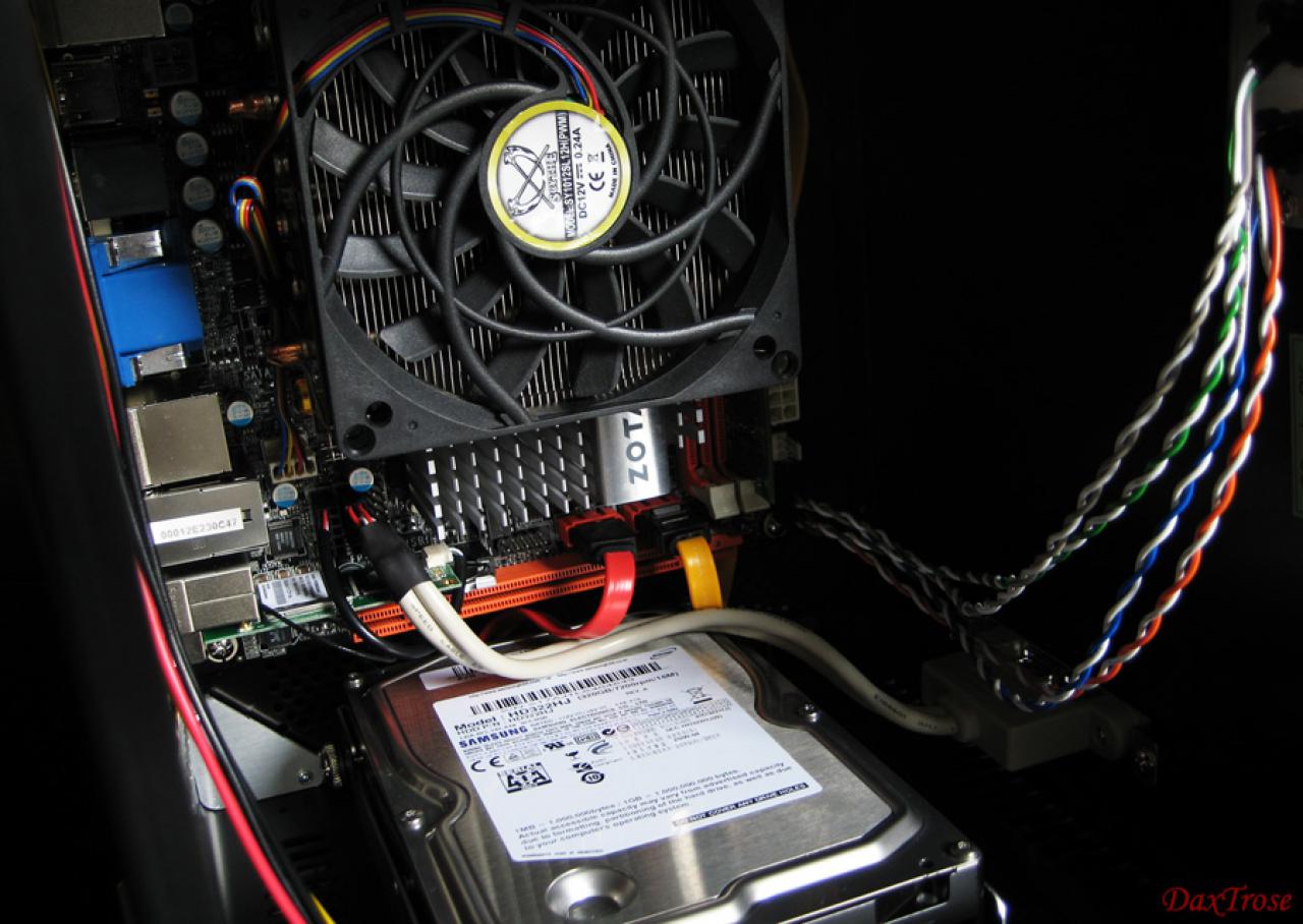 [21/11/2009] PC Games Hardware Extreme: Das kleine Schwarze meiner Freundin (31)