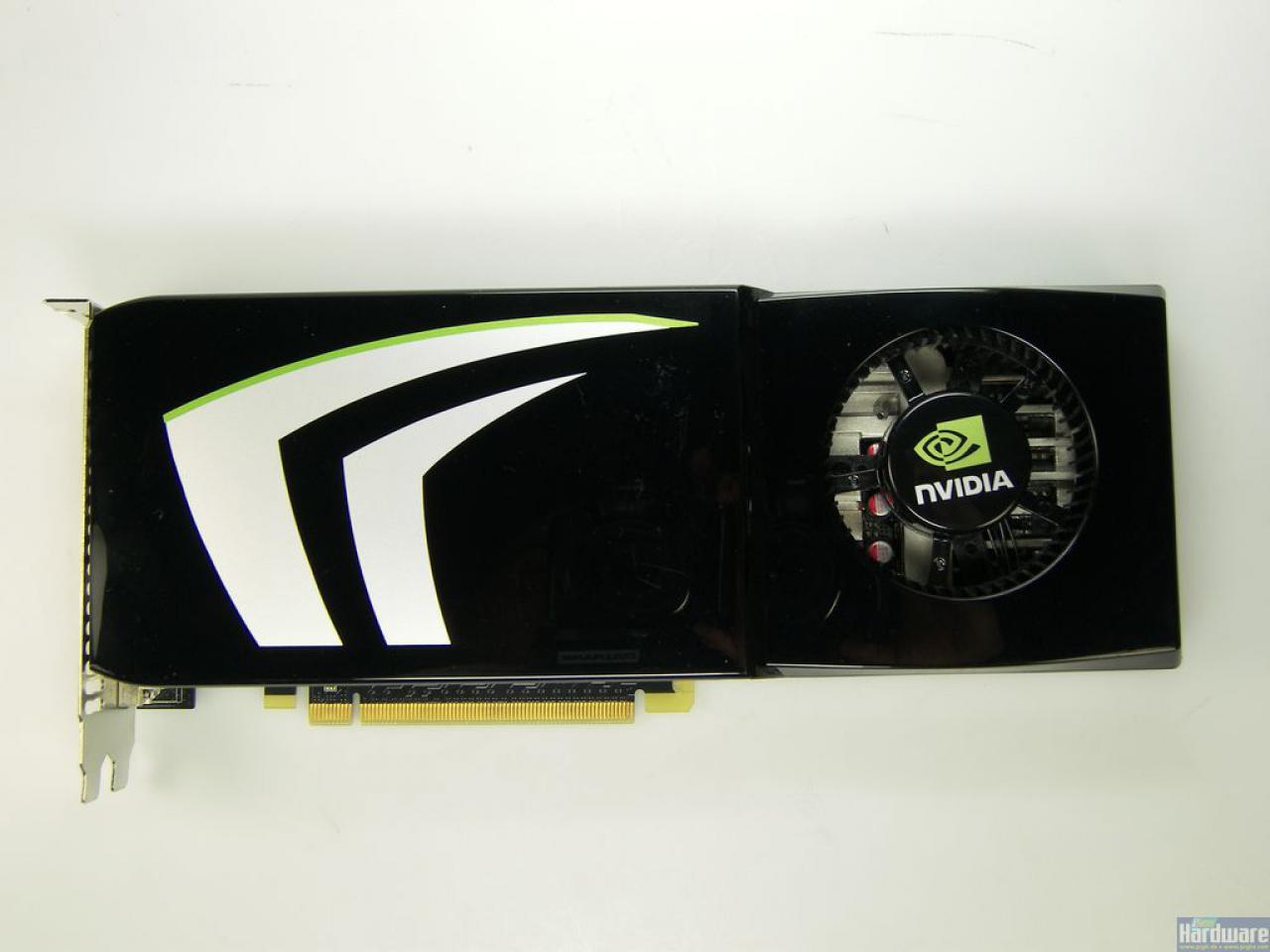 [18/12/2009] Geforce GTX 275: Am 2. April Endlich ein neues Produkt! Die GTX 275 füllt voller Shader- und TMU-Anzahl, aber nur 28 ROPs die Lücke zwischen der sehr günstigen GTX 260 und der sehr teuren GTX 285. Sie kämpft mit HD 4870 und manchmall HD 4890 - bietet aber wie fast alle DX10-Geforces das von Nvidia immer mehr hervorgehobene Physx als kleines Schmankerl.