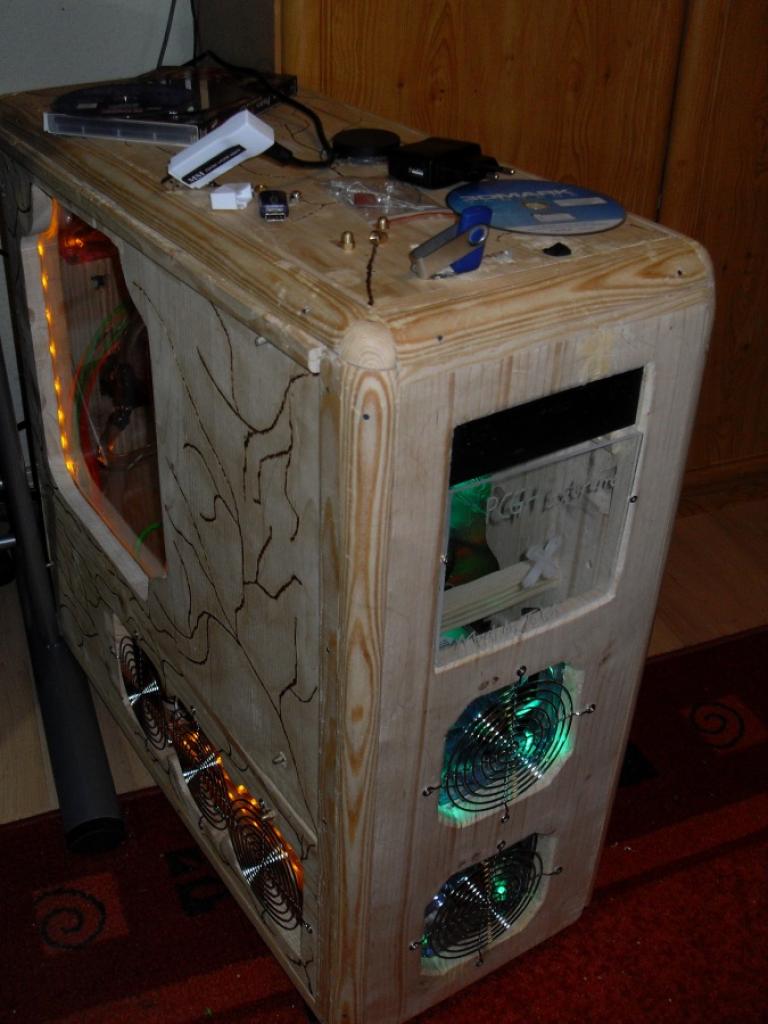 [04/12/2009] PC by totovo