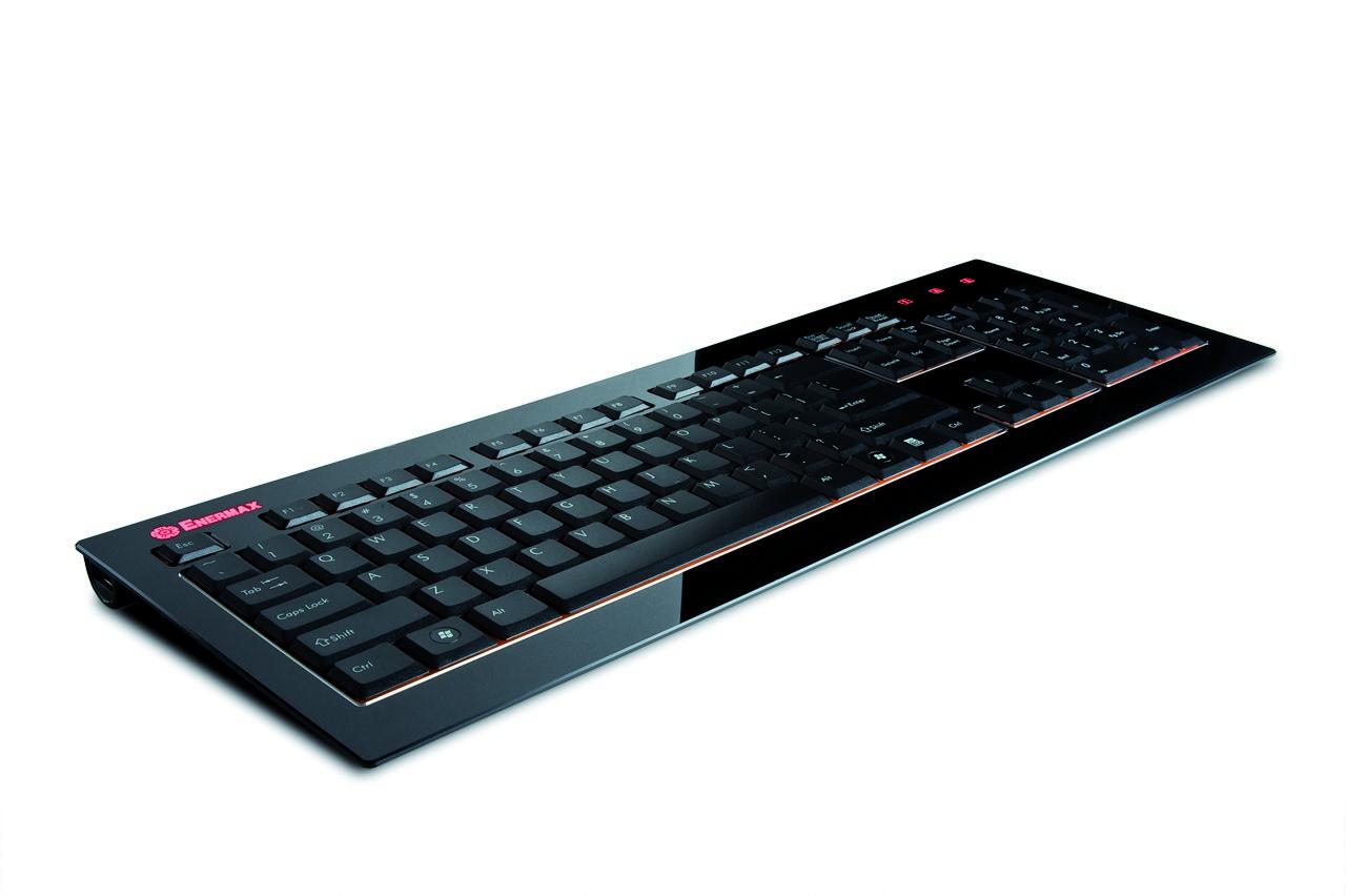 [03/12/2009] Enermax Acrylux (9)