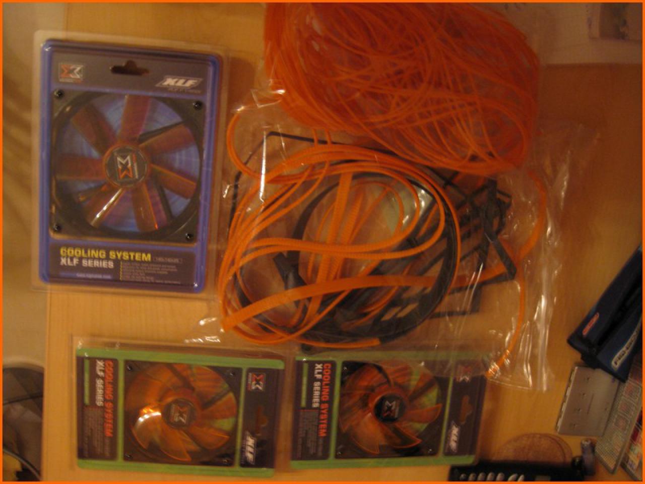 [19/12/2009] Schrauber-Tagebuch: Black-and-Orange-Casemod (33)