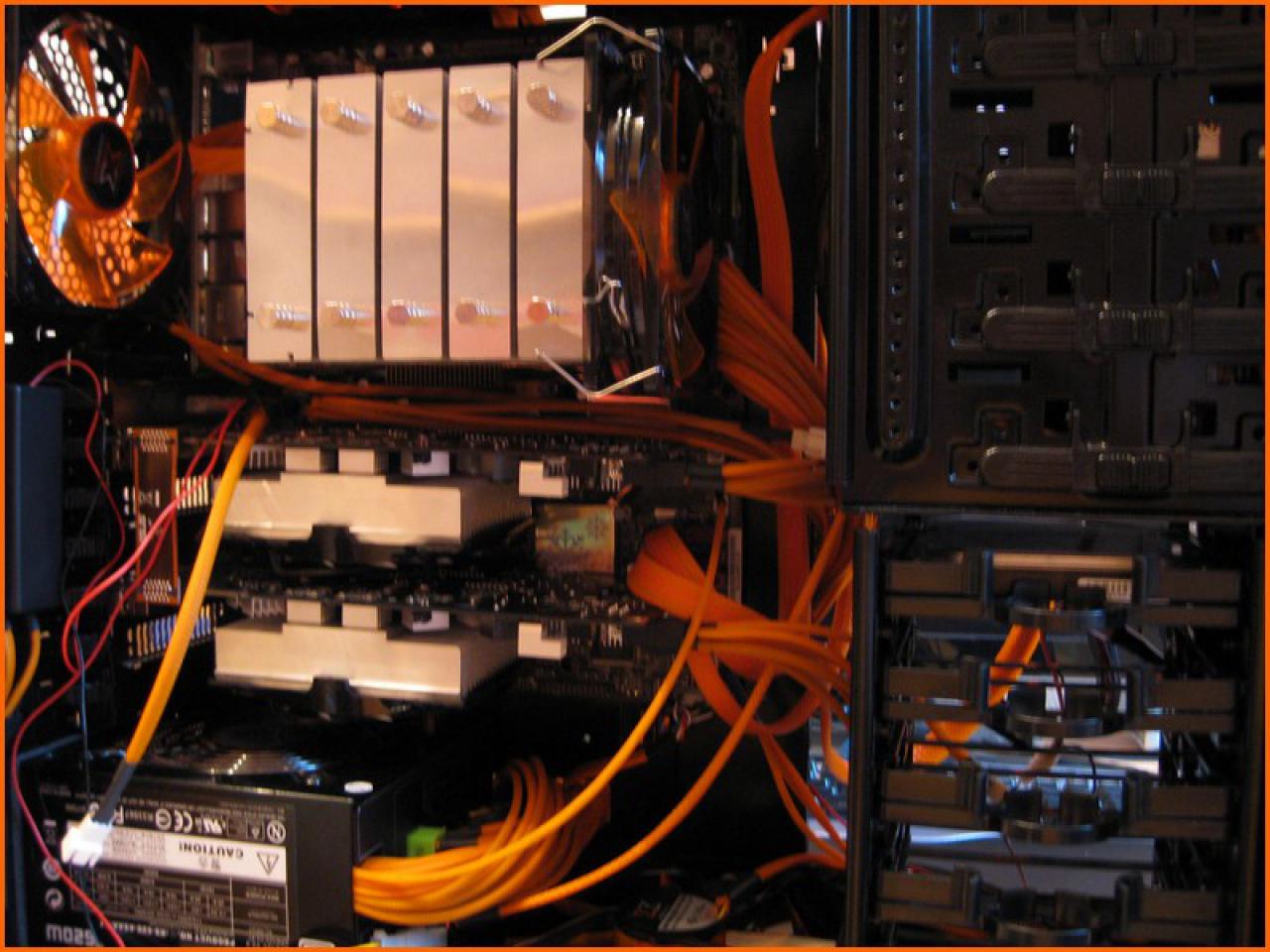 [19/12/2009] Schrauber-Tagebuch: Black-and-Orange-Casemod (37)