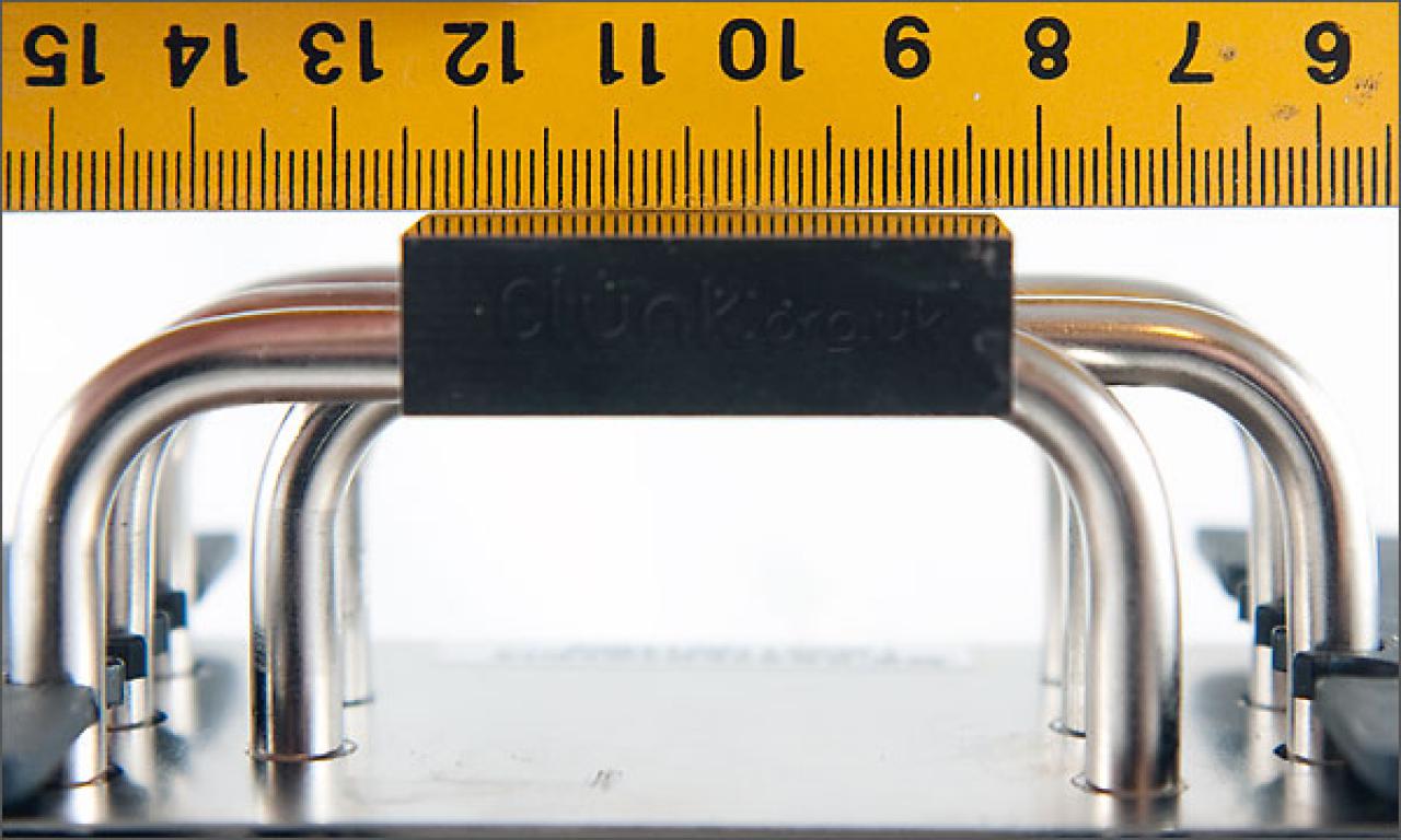 [30/12/2009] LMX-CPU-Kühler von Danamics im Review (3)