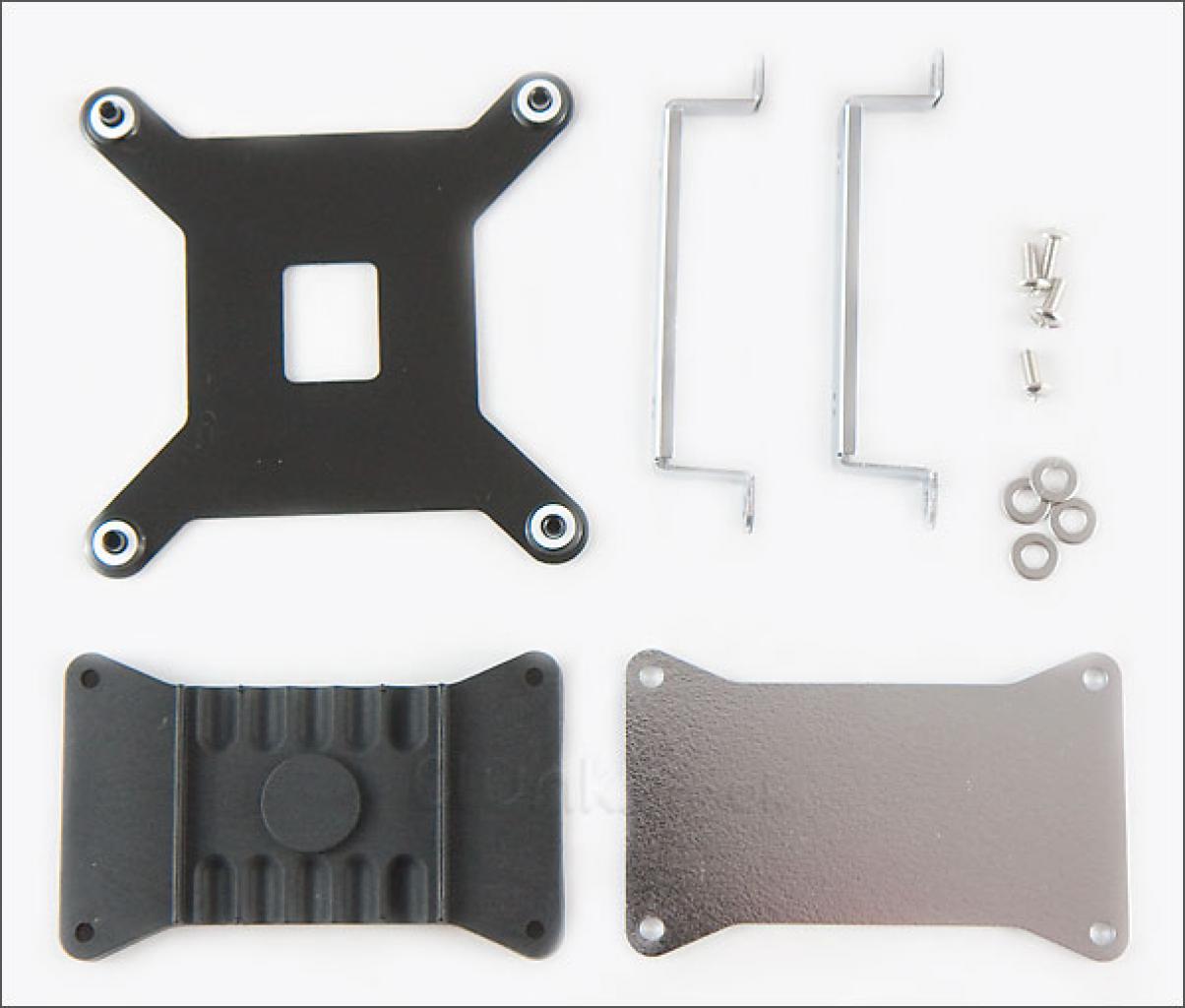 [30/12/2009] LMX-CPU-Kühler von Danamics im Review. Hier: Das Mounting-Kit für LGA1336 Sockel(6)