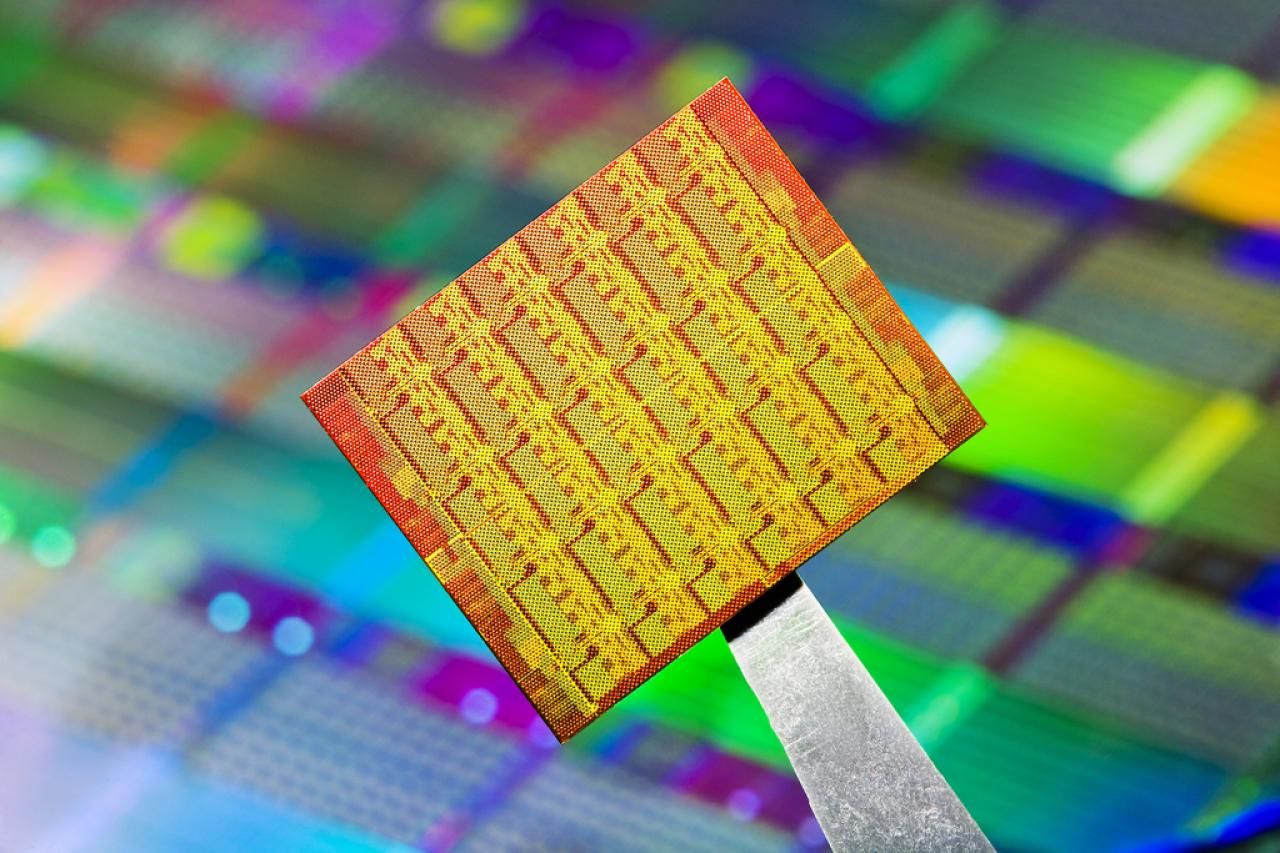 [02/12/2009] Intel Rock Creek: Single-Chip Cloud Computer (1)