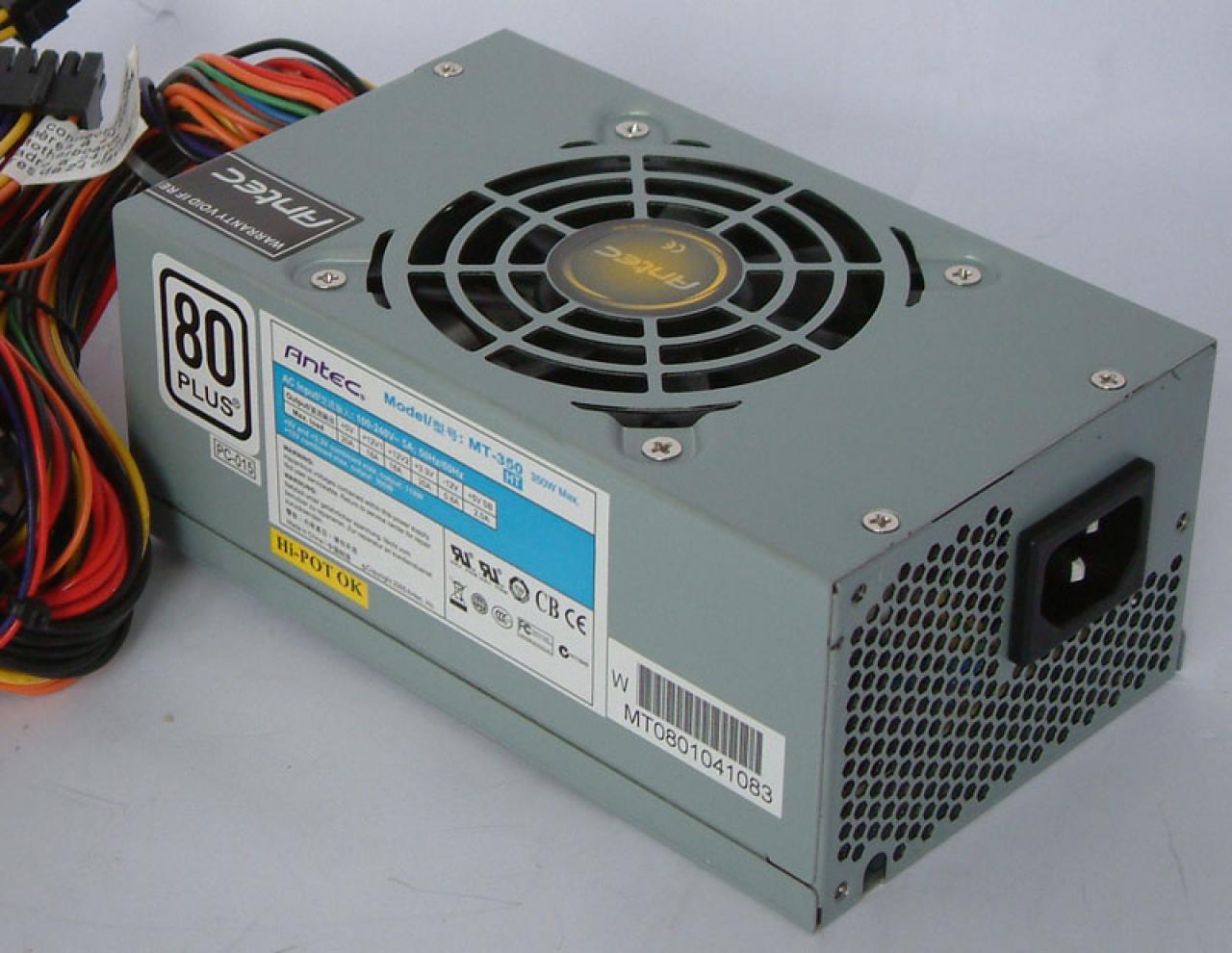 [13/12/2009] PC Games Hardware Extreme: HTPC mit Netzteil-Sleeving (59)