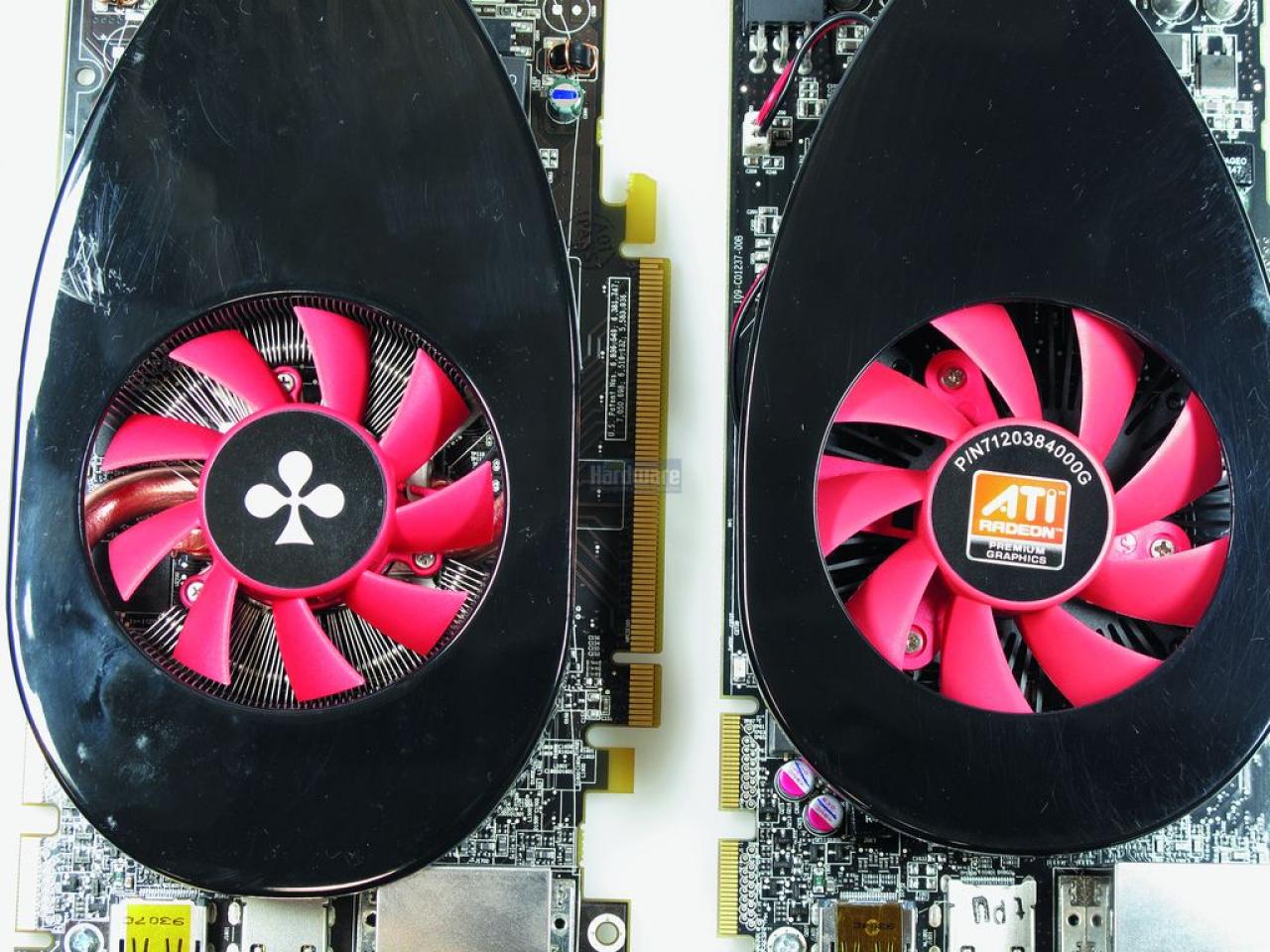 [03/12/2009] Radeon HD 5770 Referenzkühhler neu (links), HD 5750 zum Vergleich (rechts)