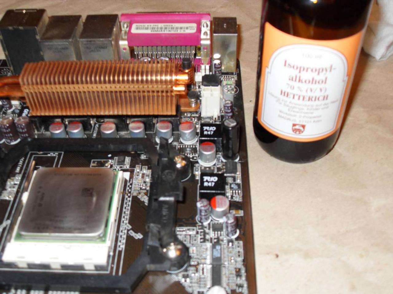 [13/12/2009] PC Games Hardware Extreme: HTPC mit Netzteil-Sleeving (18)