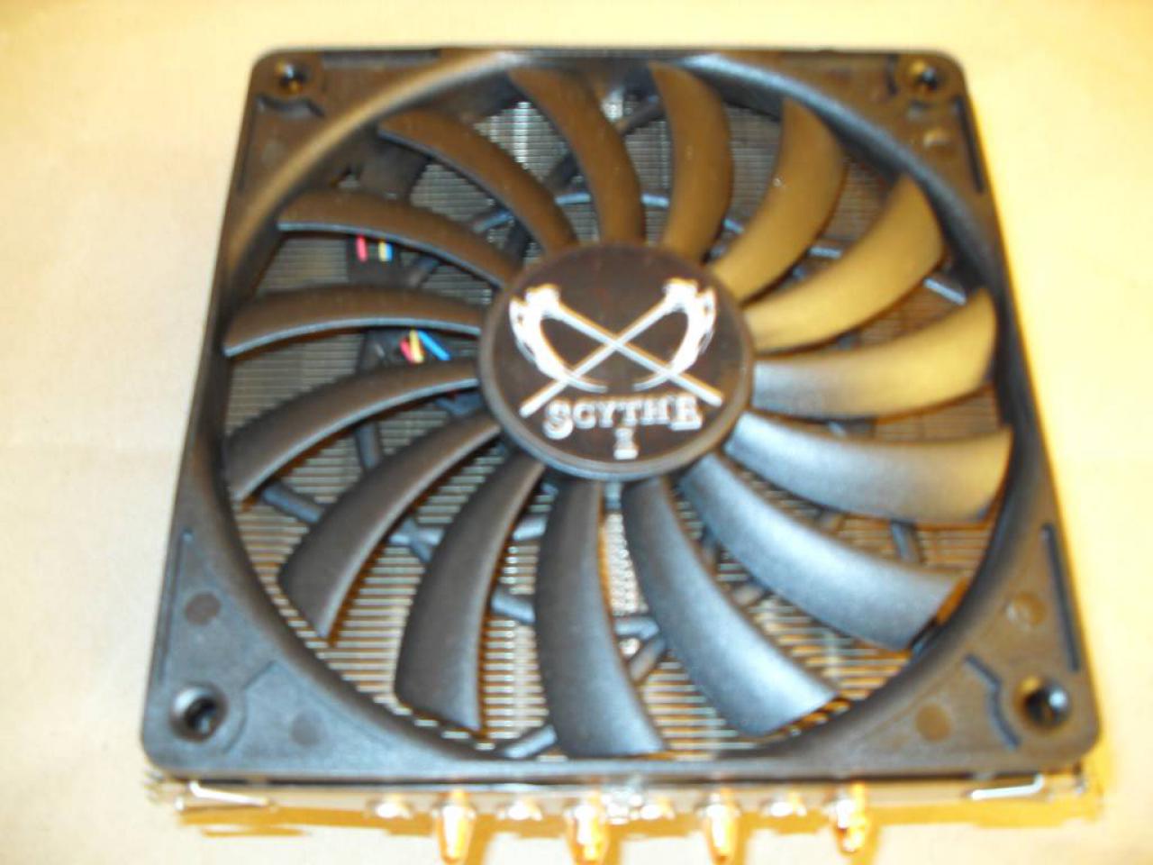 [13/12/2009] PC Games Hardware Extreme: HTPC mit Netzteil-Sleeving (34)