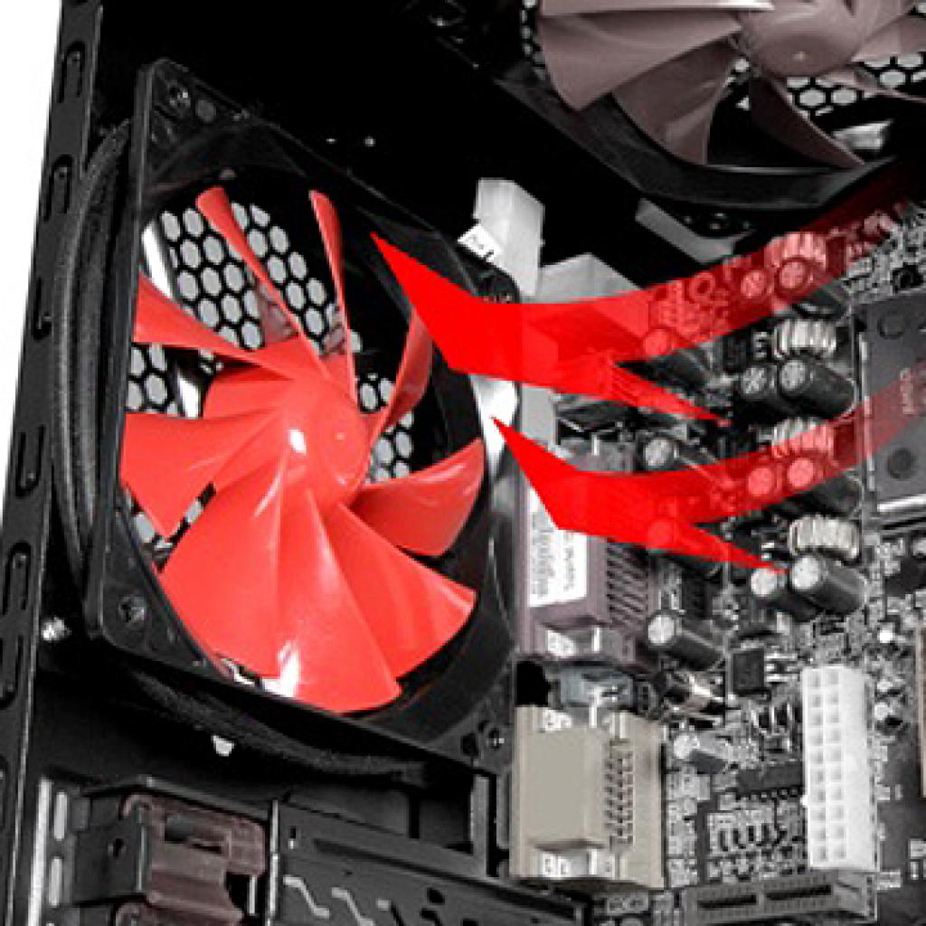 [25/12/2009] Thermaltake V9 Super-Tower in der neuen Black Edition. (8)