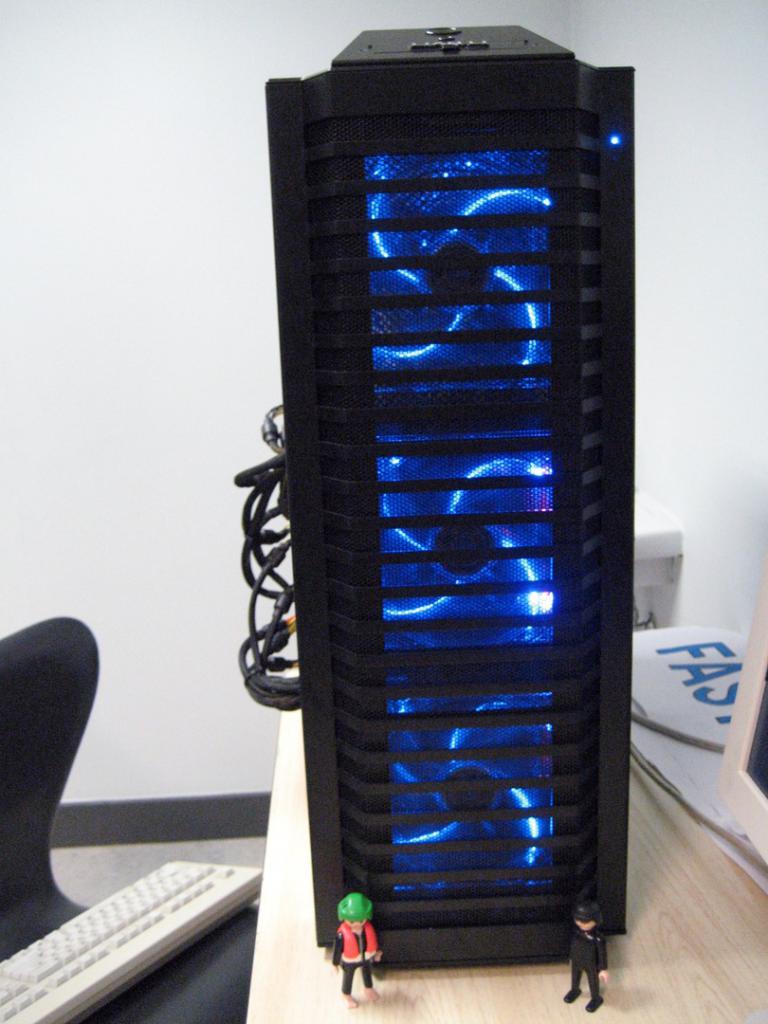 [15/12/2009] Mini-Supercomputer Fastra II (5)