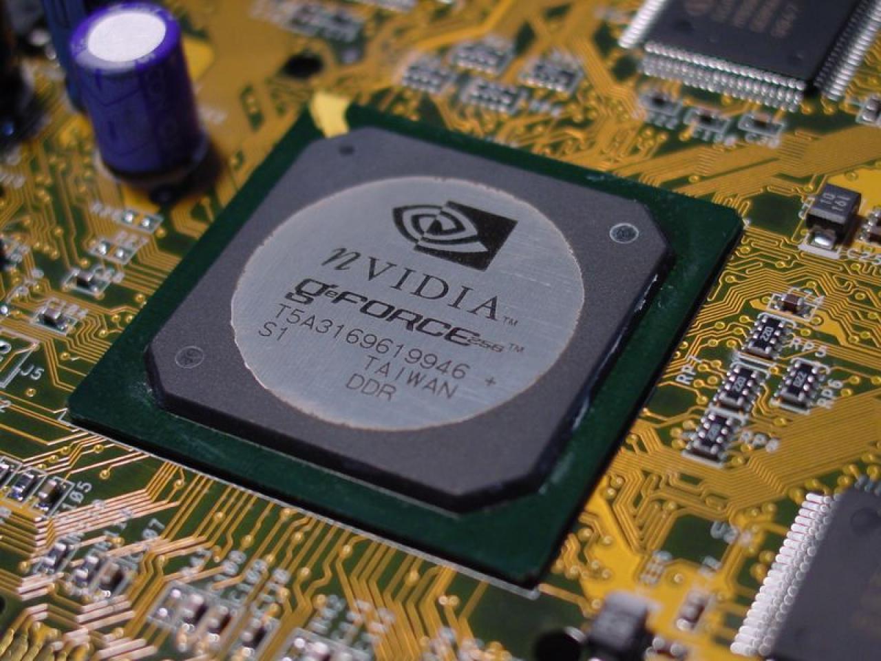 [09/12/2009] Geforce 256 - mit DDR richtig flottgemacht