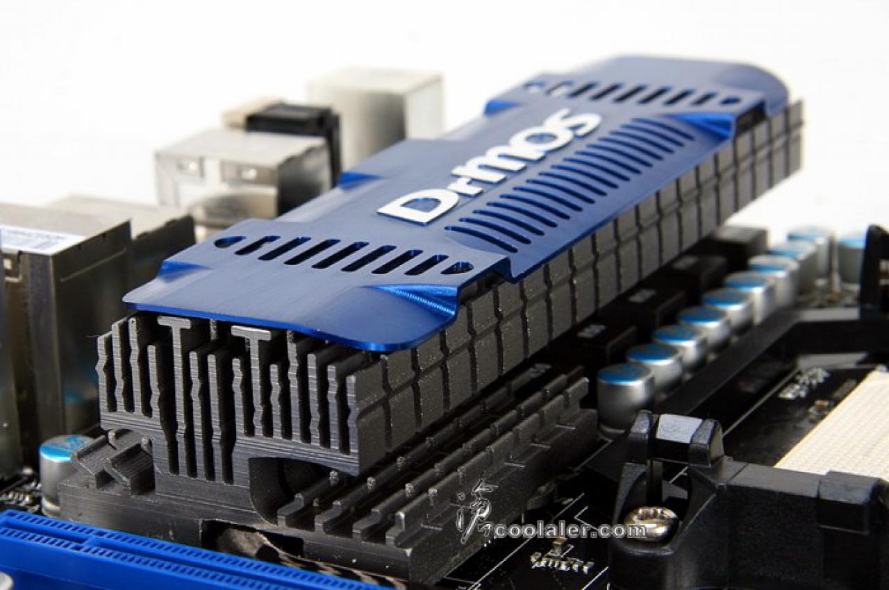 [11/12/2009] MSI 890FX-GD70 - erste Bilder des AM3-Mainboards (3)