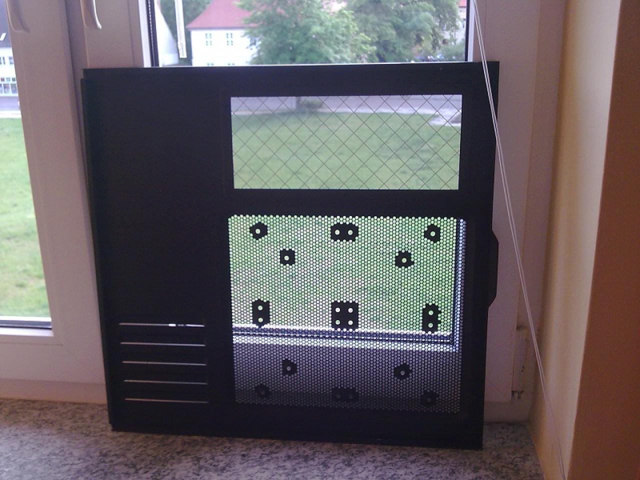 [26/12/2009] Sehenswerte Lamborghini-Casemod im PC-Games-Hardware-Extreme-Forum (28)