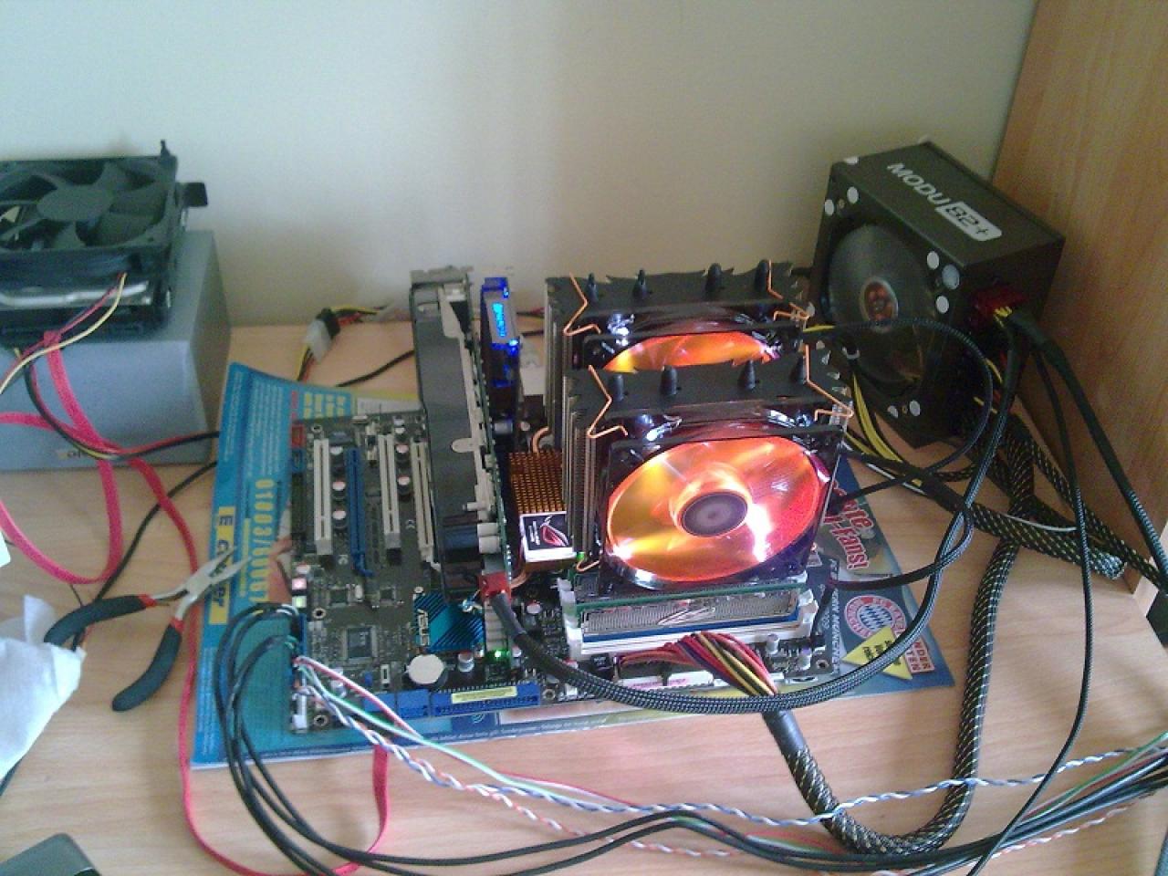 [26/12/2009] Sehenswerte Lamborghini-Casemod im PC-Games-Hardware-Extreme-Forum (4)