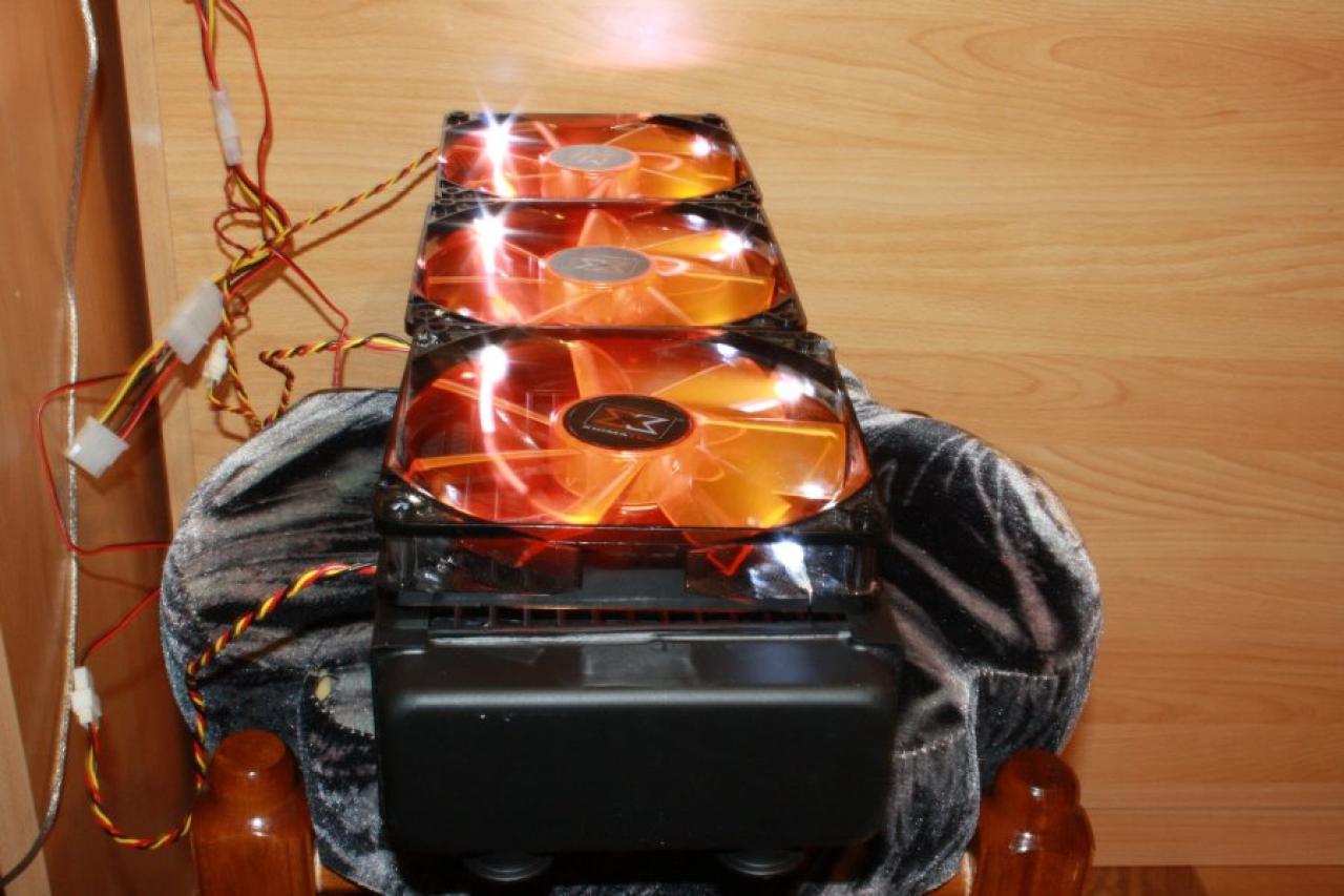 [26/12/2009] Sehenswerte Lamborghini-Casemod im PC-Games-Hardware-Extreme-Forum (80)