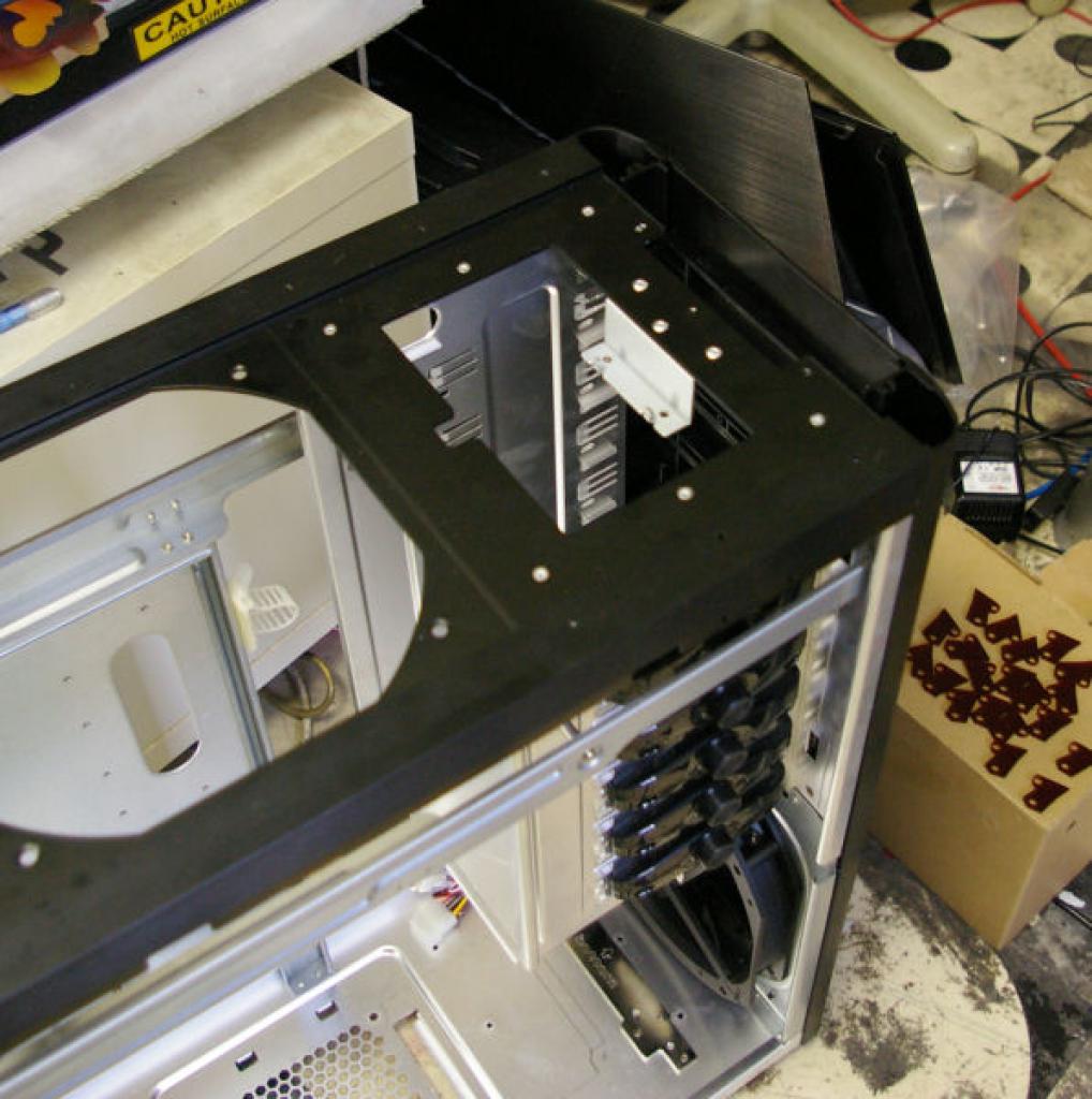 [17/01/2010] So entsteht das Cebit-Vorführgehäuse für das MSI Big Bang Fuzion (10)