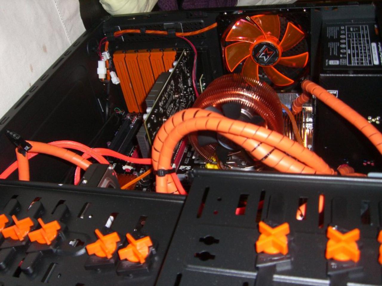 [31/01/2010] Casemod-Projekt eines Pechvogels: Perlen vor die Säue (37)
