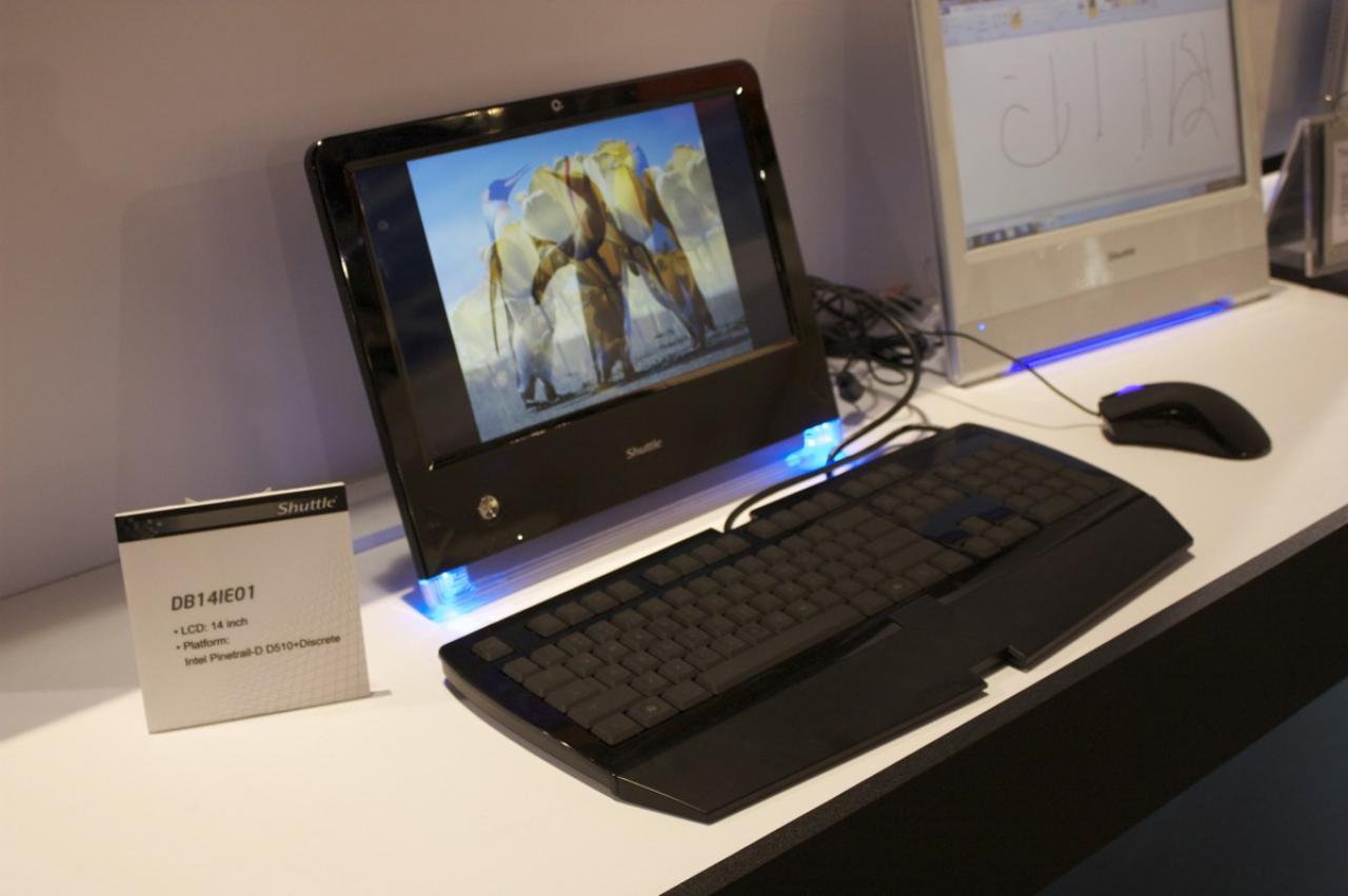 [09/01/2010] Shuttle auf der CES 2010 (15)