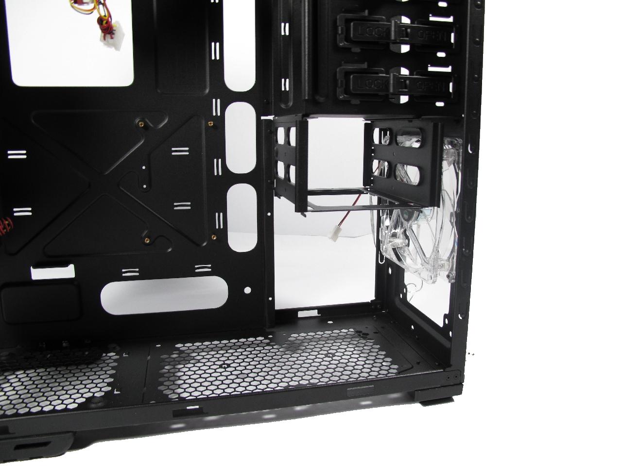 [26/01/2010] Cooler Master CM 690 II Advanced im Test (8)