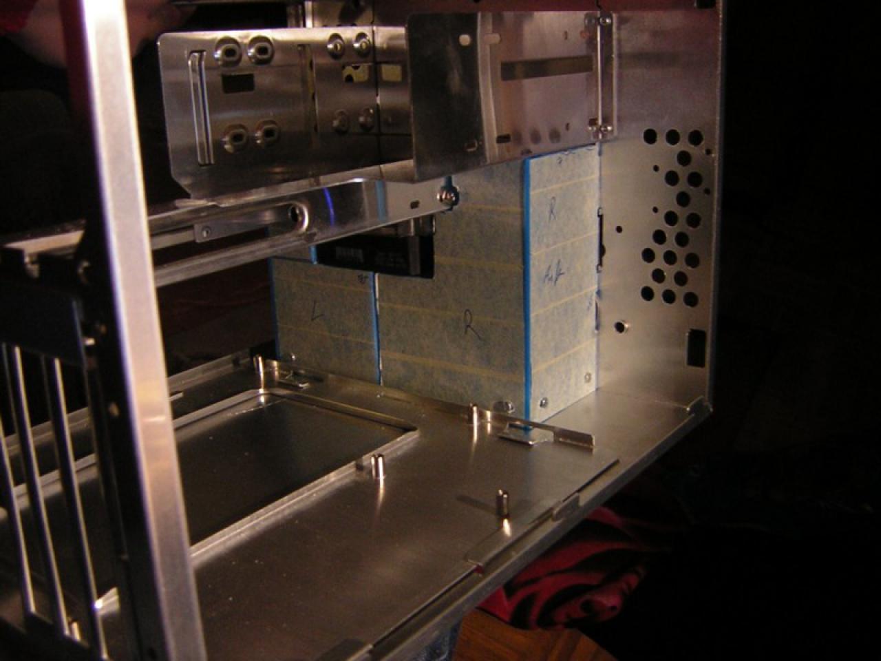 [10/01/2010] Ab auf die Insel: Casemod-Projekt bringt den Sommer in den PC (29)