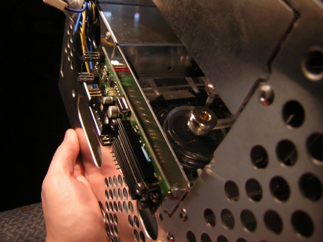 [10/01/2010] Ab auf die Insel: Casemod-Projekt bringt den Sommer in den PC (34)