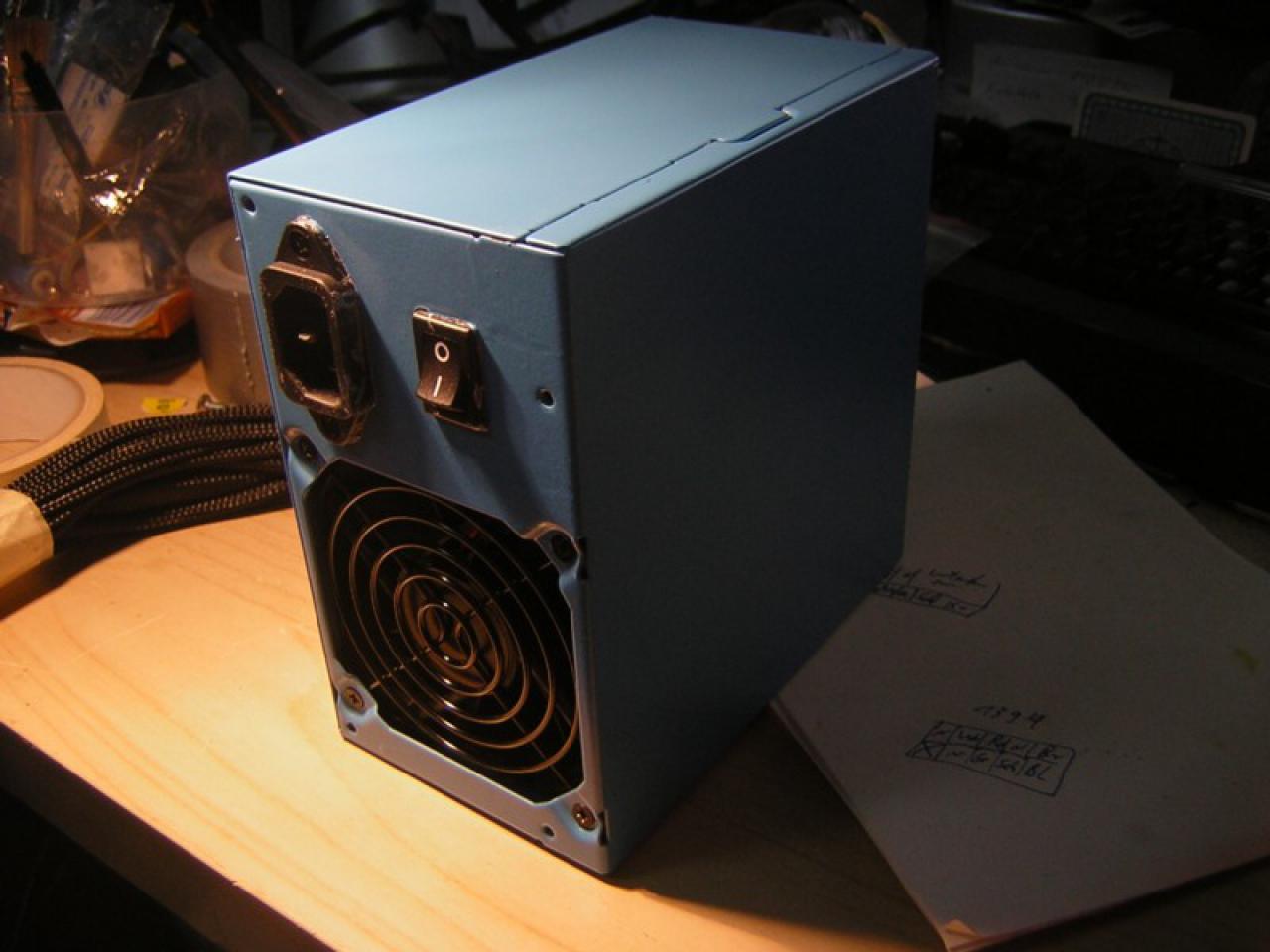 [10/01/2010] Ab auf die Insel: Casemod-Projekt bringt den Sommer in den PC (41)