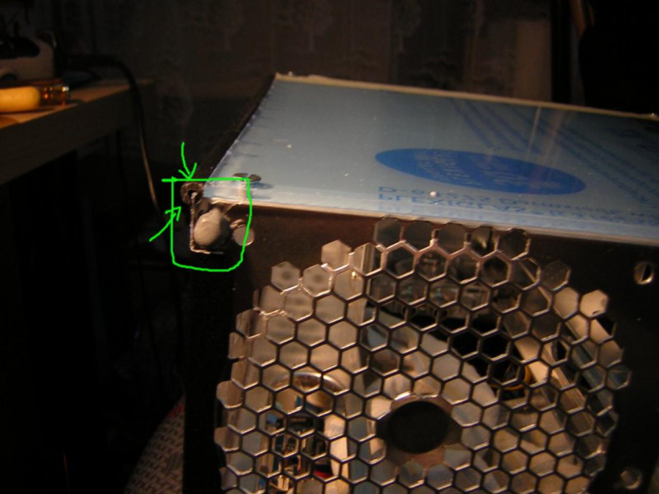 [10/01/2010] Ab auf die Insel: Casemod-Projekt bringt den Sommer in den PC (56)