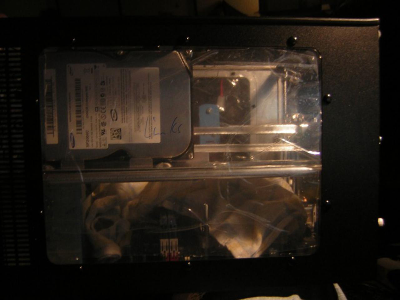 [10/01/2010] Ab auf die Insel: Casemod-Projekt bringt den Sommer in den PC (59)