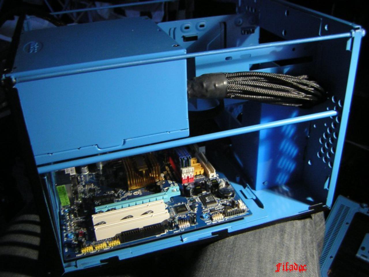 [10/01/2010] Ab auf die Insel: Casemod-Projekt bringt den Sommer in den PC (83)