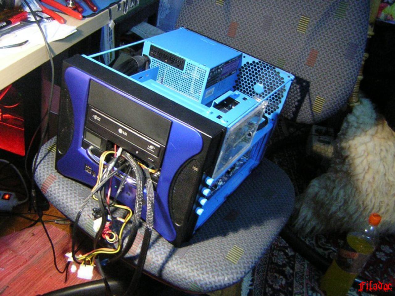[10/01/2010] Ab auf die Insel: Casemod-Projekt bringt den Sommer in den PC (85)